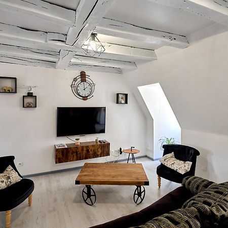 Appartement De Caractere, Charme Nevers Bagian luar foto